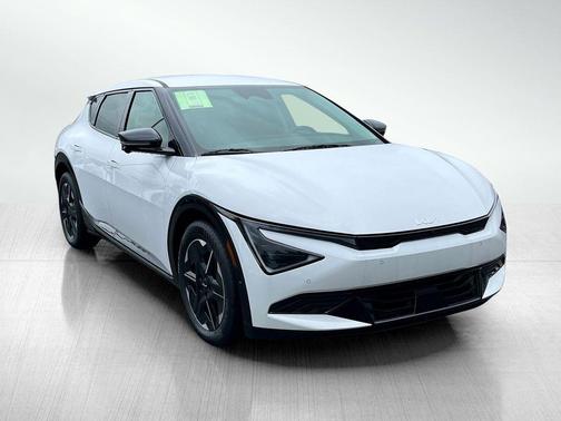 2025 Kia EV6 Wind