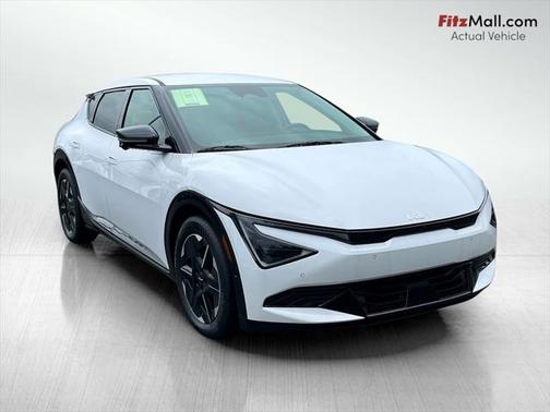 2025 Kia EV6 Wind