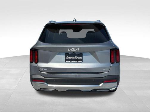 2025 Kia Sorento Hybrid EX