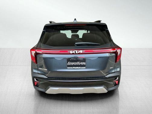 2025 Kia Seltos EX