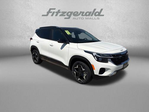 Clear White/Black Roof 2026 Kia Seltos S
