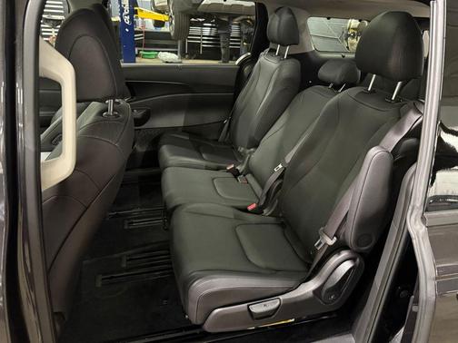 2025 Kia Carnival SX Prestige