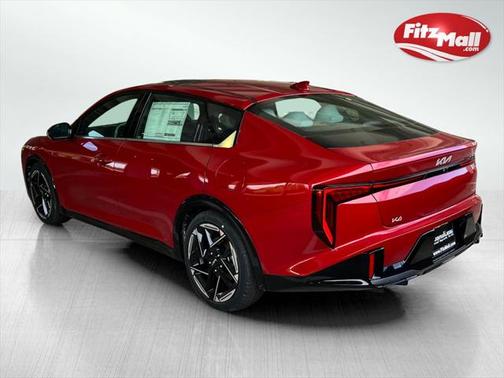 2025 Kia K4 GT-Line