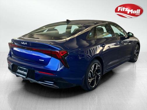 2025 Kia K5 GT-Line