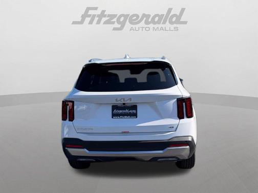Glacial White Pearl 2026 Kia Sorento S
