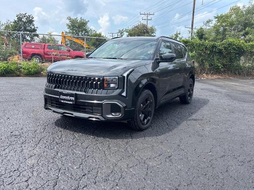 Interstellar Gray 2027 Kia Seltos X-Line S