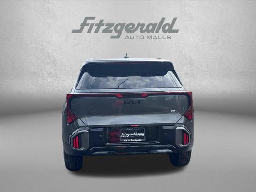 Interstellar Gray 2027 Kia Seltos X-Line S