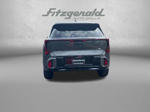 Interstellar Gray 2027 Kia Seltos X-Line S