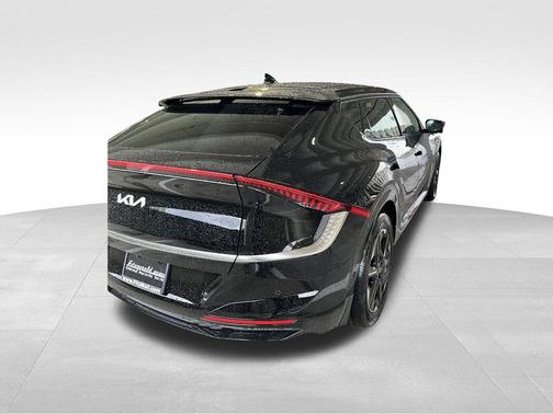 2025 Kia EV6 Wind