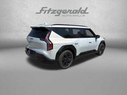 Ivory Silver 2026 Kia EV9 Land