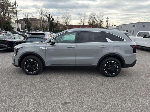 2025 Kia Sorento S