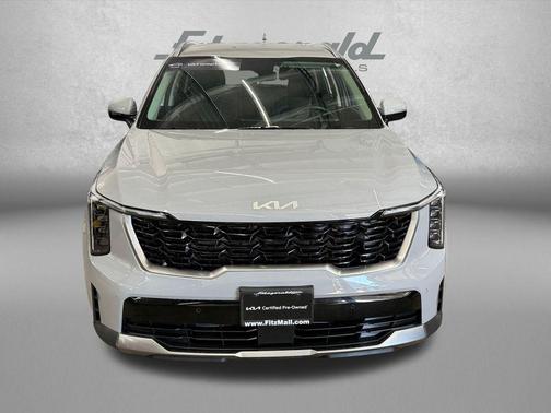 Wolf Gray 2025 Kia Sorento S