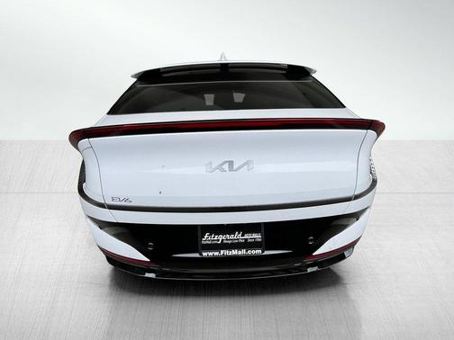 2025 Kia EV6 Wind