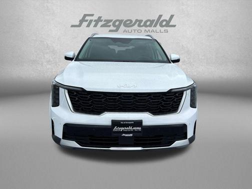 Glacial White Pearl 2026 Kia Sorento S