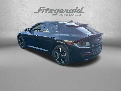 Aurora Black Pearl 2024 Kia EV6 GT-Line