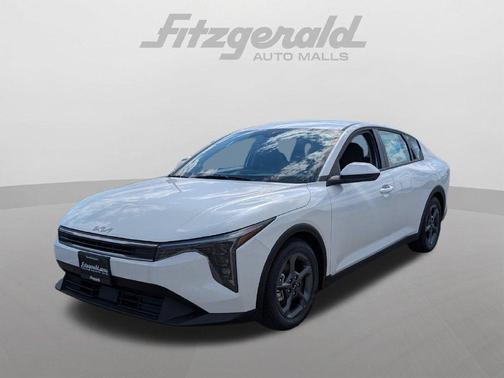 Snow White Pearl 2026 Kia K4 LXS