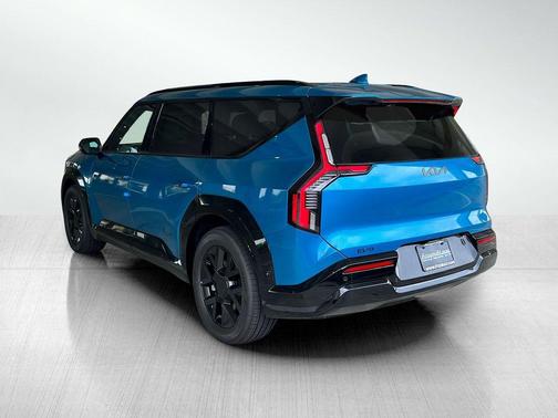2026 Kia EV9 Land