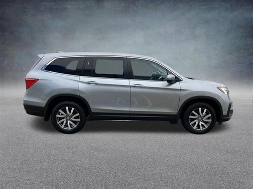 Lunar Silver Metallic 2021 Honda Pilot AWD EX-L