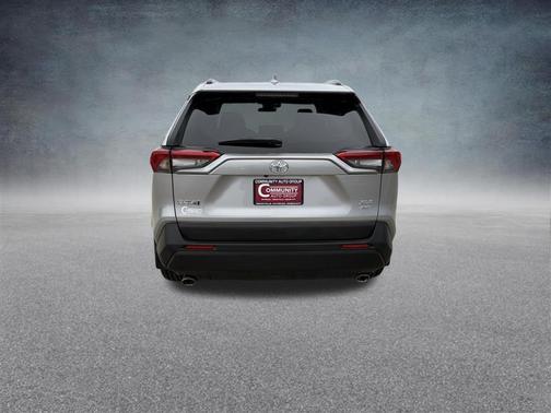 Silver Sky Metallic 2022 Toyota RAV4 XLE Premium