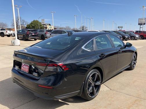 2025 Honda Accord Hybrid Base