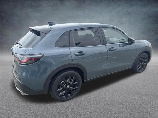 Nordic Forest Pearl 2024 Honda HR-V AWD Sport