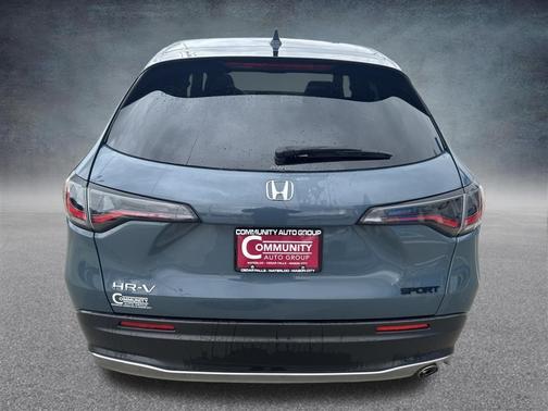 Nordic Forest Pearl 2024 Honda HR-V AWD Sport