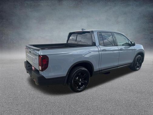 Sonic Gray Pearl 2024 Honda Ridgeline Black