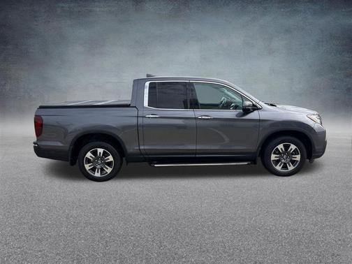 Modern Steel Metallic 2019 Honda Ridgeline RTL-E