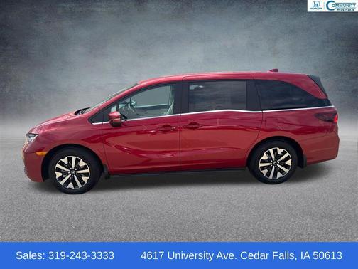 Radiant Red Metallic II 2026 Honda Odyssey EX-L