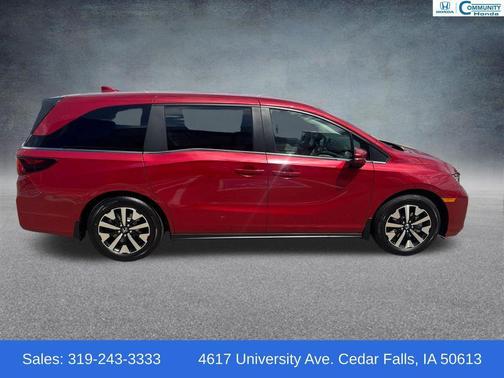 Radiant Red Metallic II 2026 Honda Odyssey EX-L
