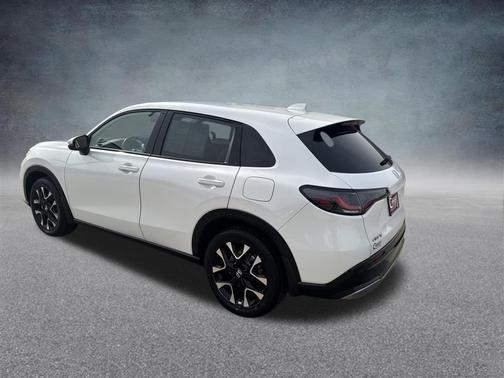 Platinum White Pearl 2026 Honda HR-V EX-L