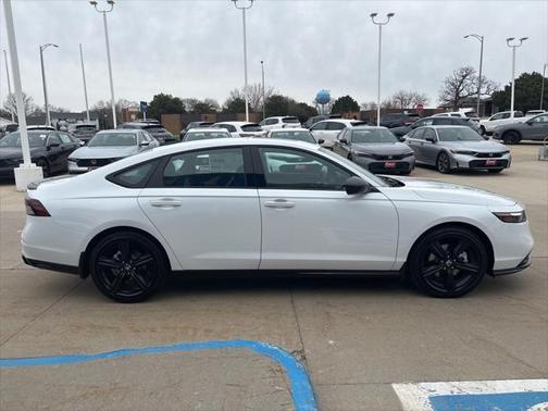 2025 Honda Accord Hybrid Base