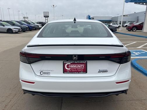 2025 Honda Accord Hybrid Base