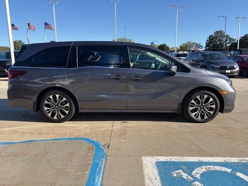 2025 Honda Odyssey Elite