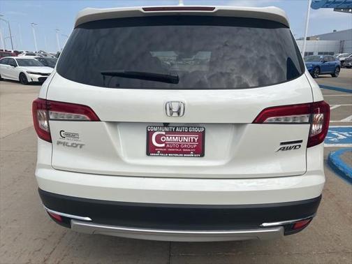2019 Honda Pilot Touring 8-Passenger