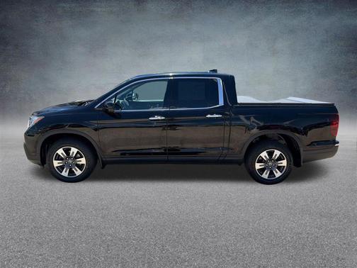 Crystal Black Pearl 2017 Honda Ridgeline RTL-E
