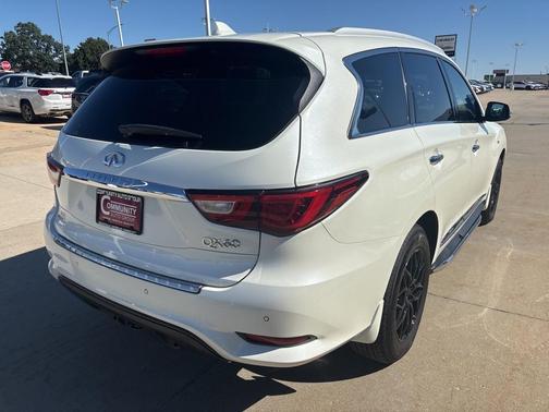 2017 INFINITI QX60 Base