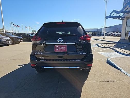2018 Nissan Rogue SL
