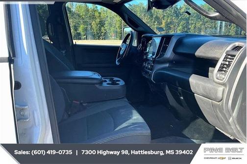 2023 RAM 2500 Tradesman Crew Cab 4x4 6'4' Box