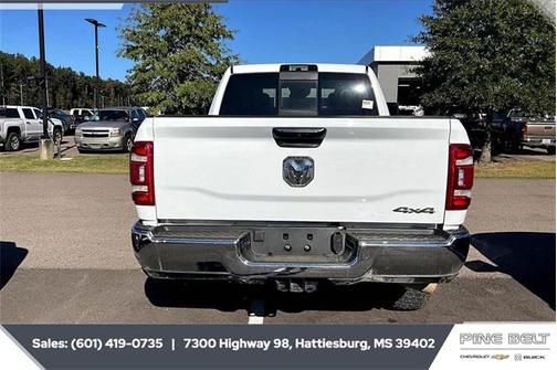 2023 RAM 2500 Tradesman Crew Cab 4x4 6'4' Box