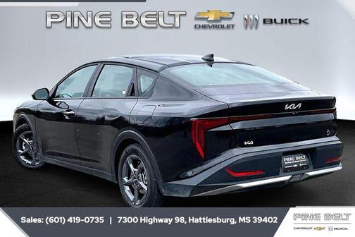 2025 Kia K4 LXS