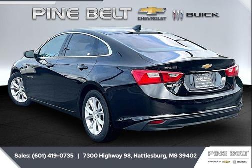 Mosaic Black Metallic 2024 Chevrolet Malibu FWD 1LT