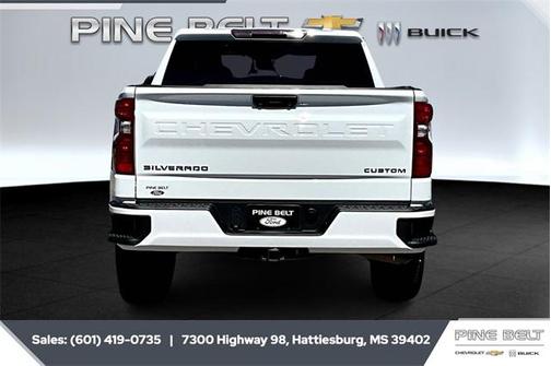 2023 Chevrolet Silverado 1500 Custom
