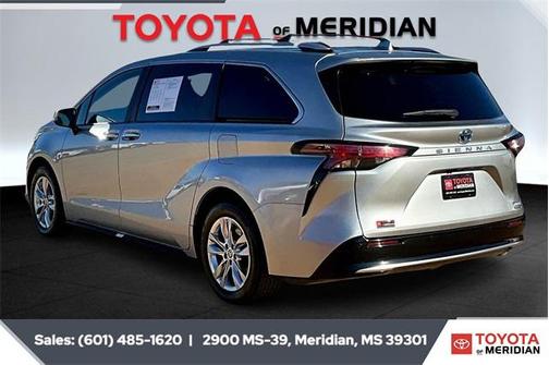 2024 Toyota Sienna Limited 7-Passenger