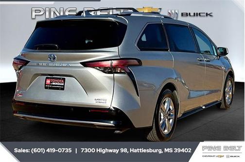 2024 Toyota Sienna Limited 7-Passenger