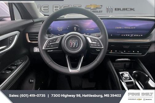 Iridescent White Tricoat 2026 Buick Envision Avenir AWD