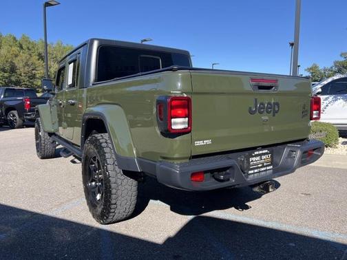 2022 Jeep Gladiator Willys 4x4
