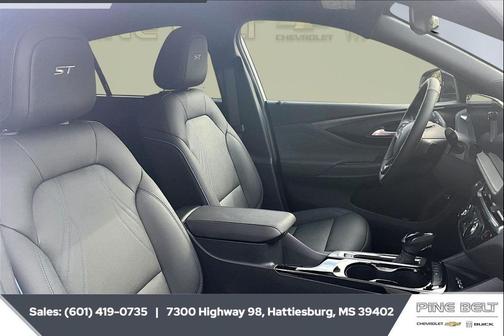 Summit White 2026 Buick Envista Sport Touring FWD