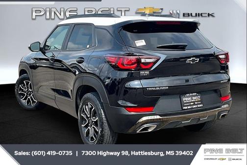 Mosaic Black Metallic 2024 Chevrolet Trailblazer ACTIV