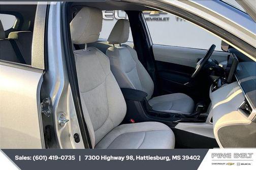 2023 Toyota Corolla Cross LE